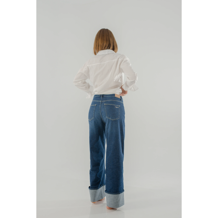 Jean Femme à Boutons – Coupe Large & Taille Haute
