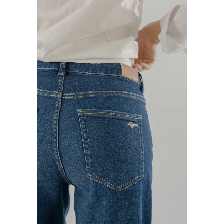 Jean Femme à Boutons – Coupe Large & Taille Haute