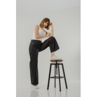 Jean Femme à Boutons – Coupe Large & Taille Haute