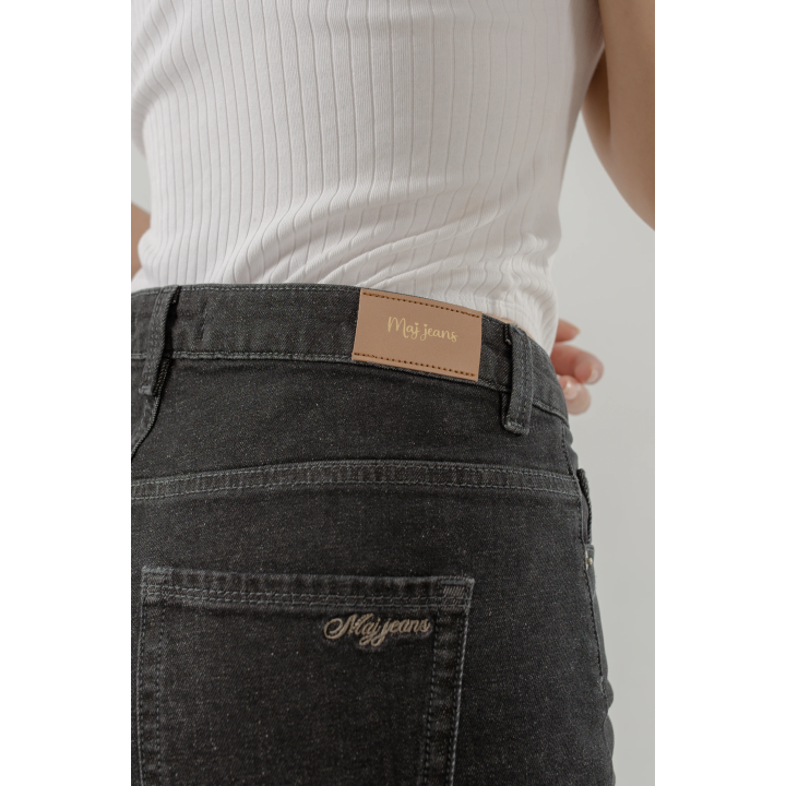 Jean Femme à Boutons – Coupe Large & Taille Haute