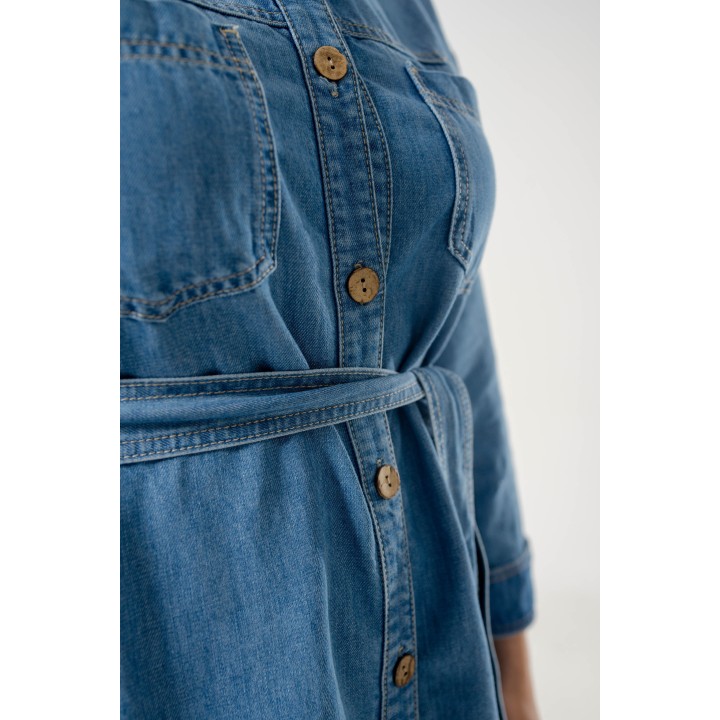 Robe Chemise Longue – Boutonnée & Élégante