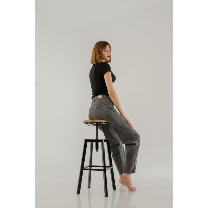 Pantalon Femme Coupe Ballon – Confort & Style Moderne