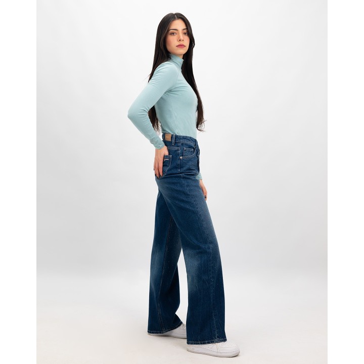 Jean large bouton croisé avec strass