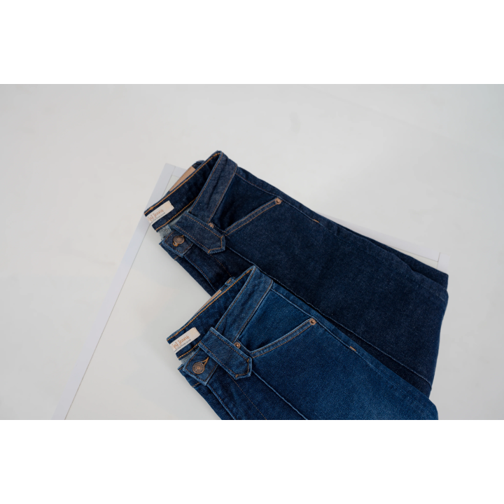 larges avec pli  devant